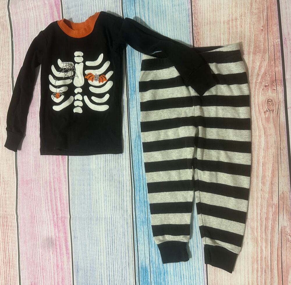 Gymboree Halloween 18-24 Month Pajamas Black Gray and Orange Skeleton Cotton